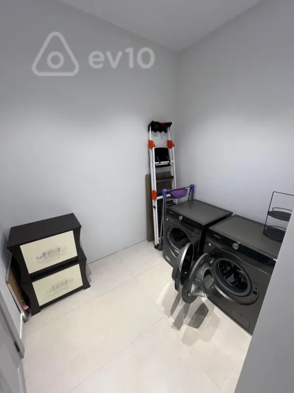 Kirayə verilir 2 otaqlı yeni tikili 85 m²