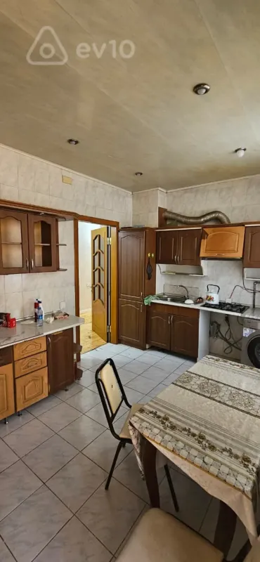 Kirayə verilir 3 otaqlı yeni tikili 110 m²
