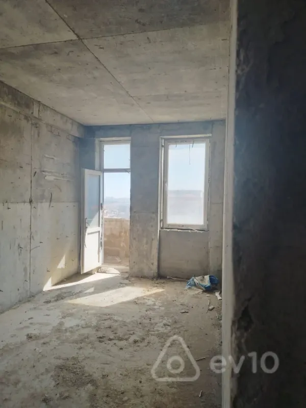 Satılır 3 otaqlı yeni tikili 140 m²