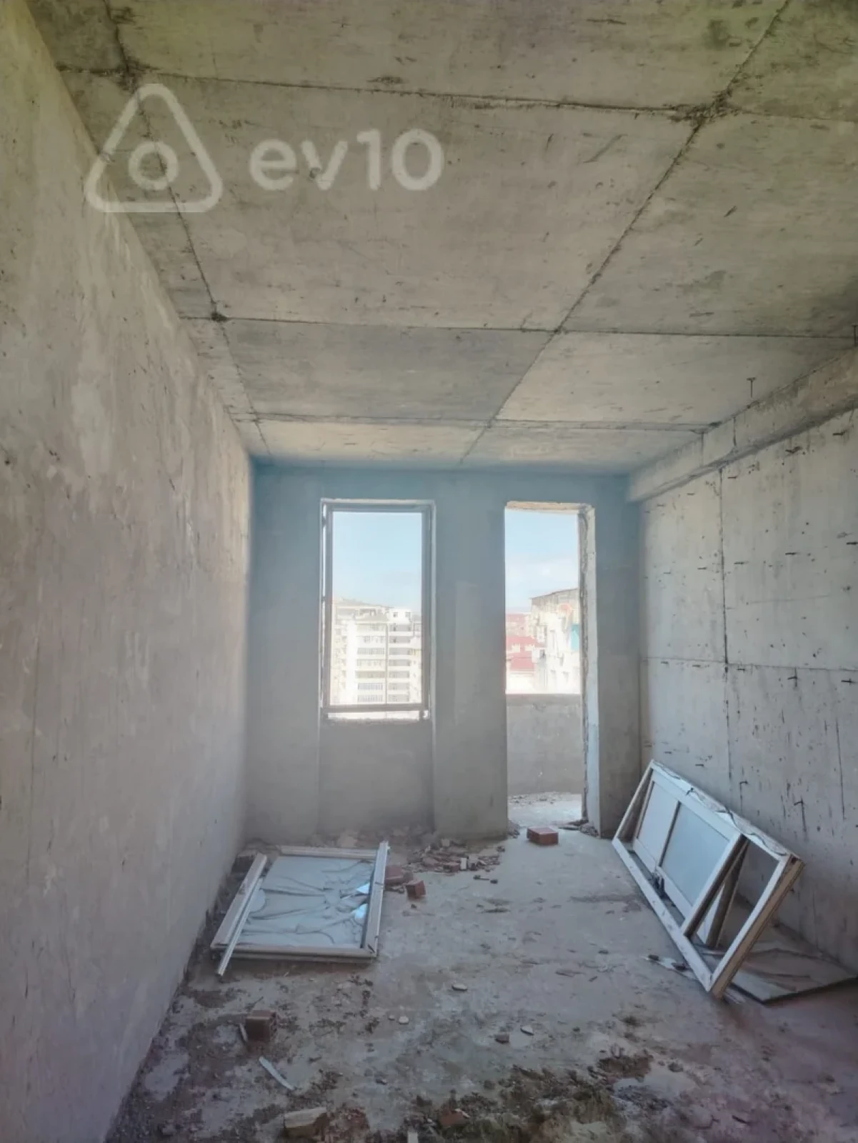 Satılır 3 otaqlı yeni tikili 140 m²