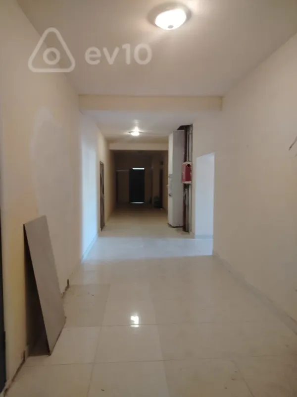 Satılır 3 otaqlı yeni tikili 140 m²