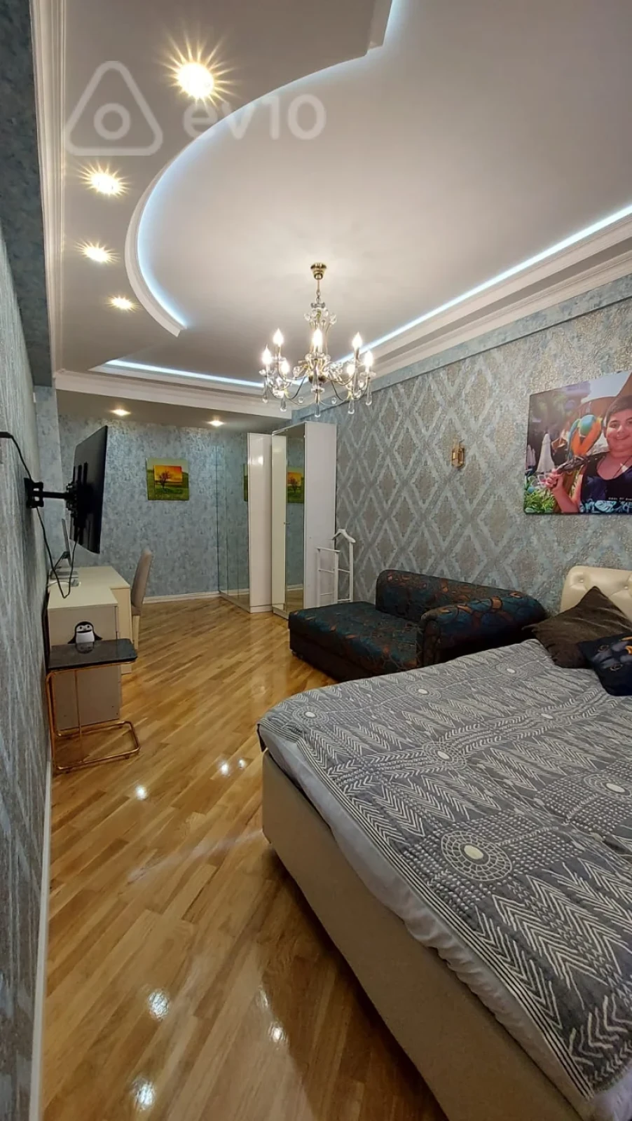 Satılır 3 otaqlı yeni tikili 165 m²