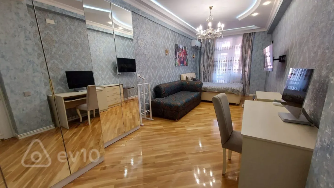 Satılır 3 otaqlı yeni tikili 165 m²