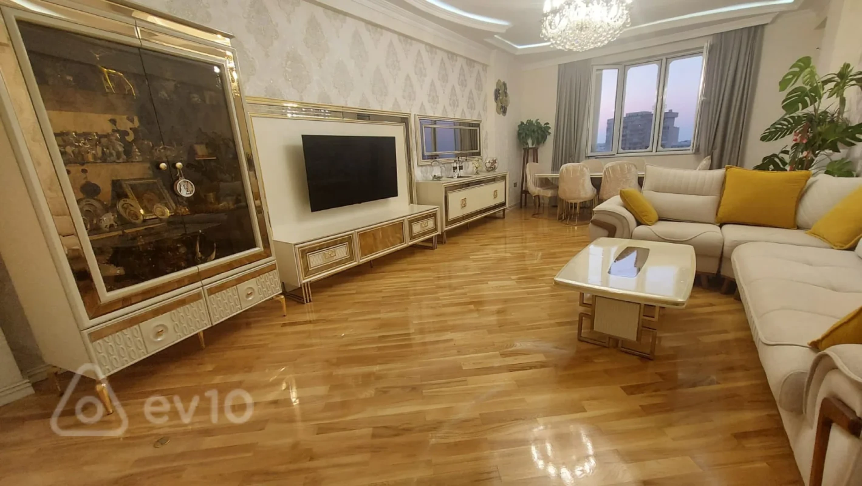 Satılır 3 otaqlı yeni tikili 165 m²