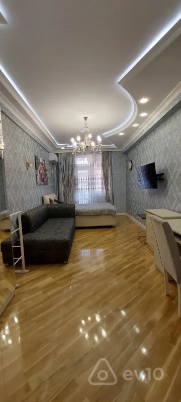Satılır 3 otaqlı yeni tikili 165 m²