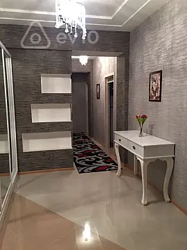 Kirayə verilir 2 otaqlı yeni tikili 95 m²
