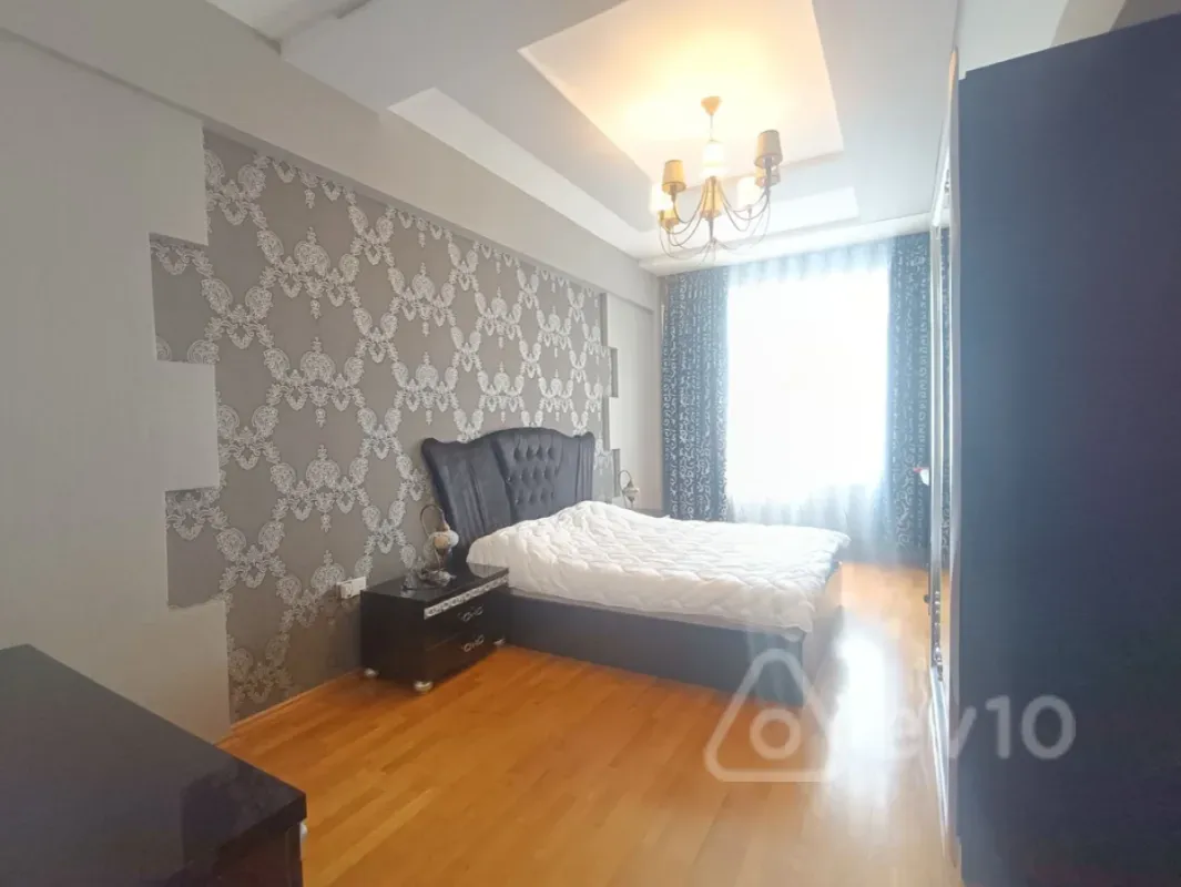 Kirayə verilir 2 otaqlı yeni tikili 95 m²