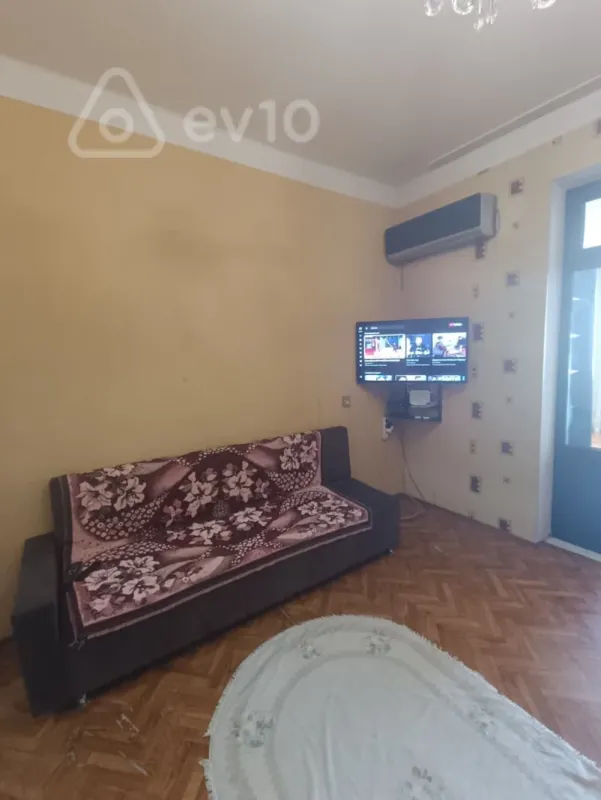 Kirayə verilir 4 otaqlı həyət evi 80 m²