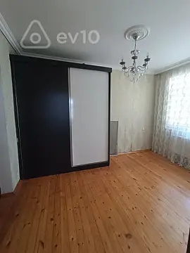Kirayə verilir 4 otaqlı həyət evi 80 m²