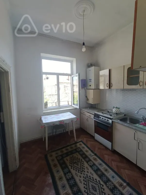 Kirayə verilir 4 otaqlı həyət evi 80 m²