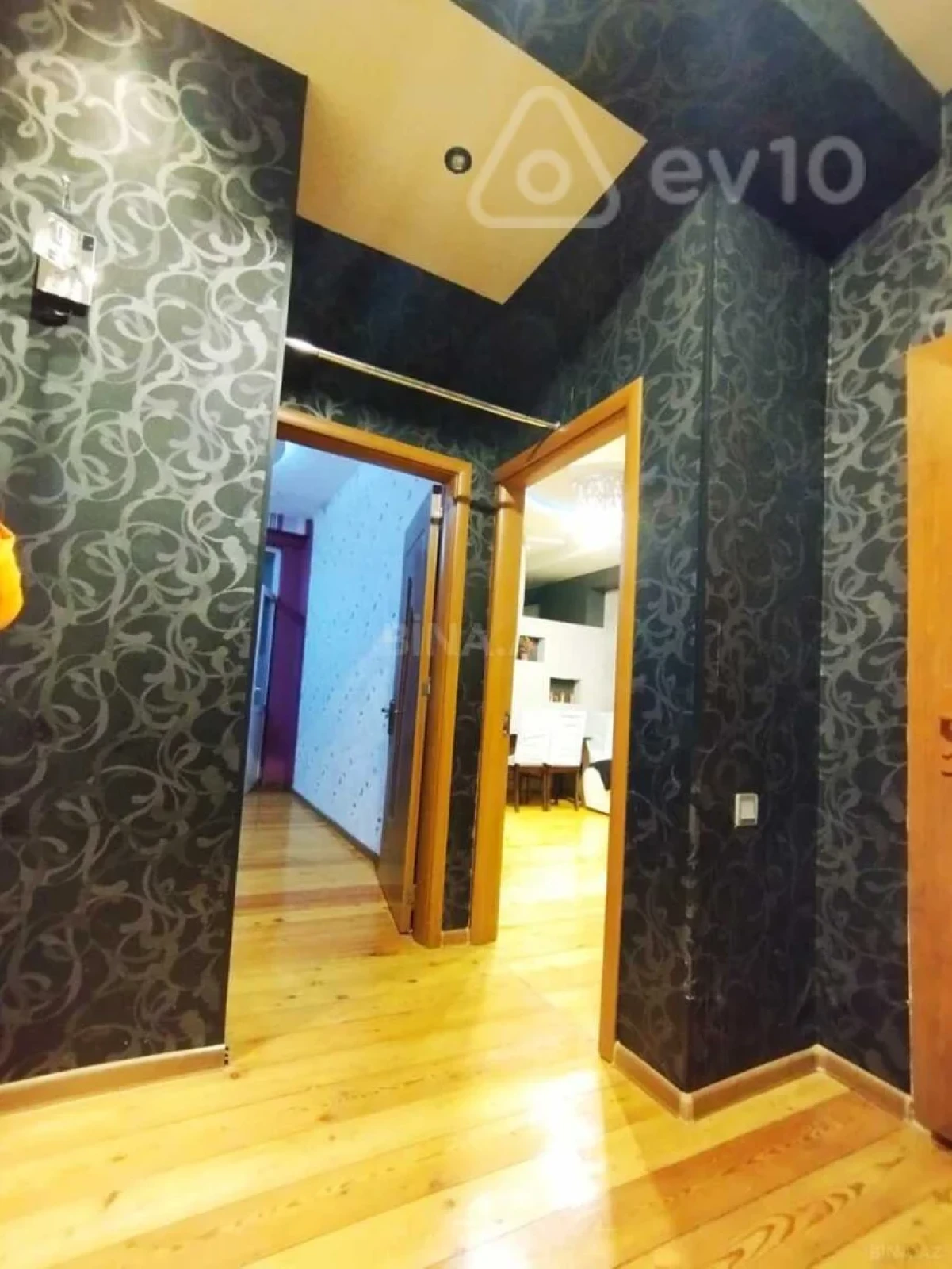 Kirayə verilir 2 otaqlı yeni tikili 60 m²