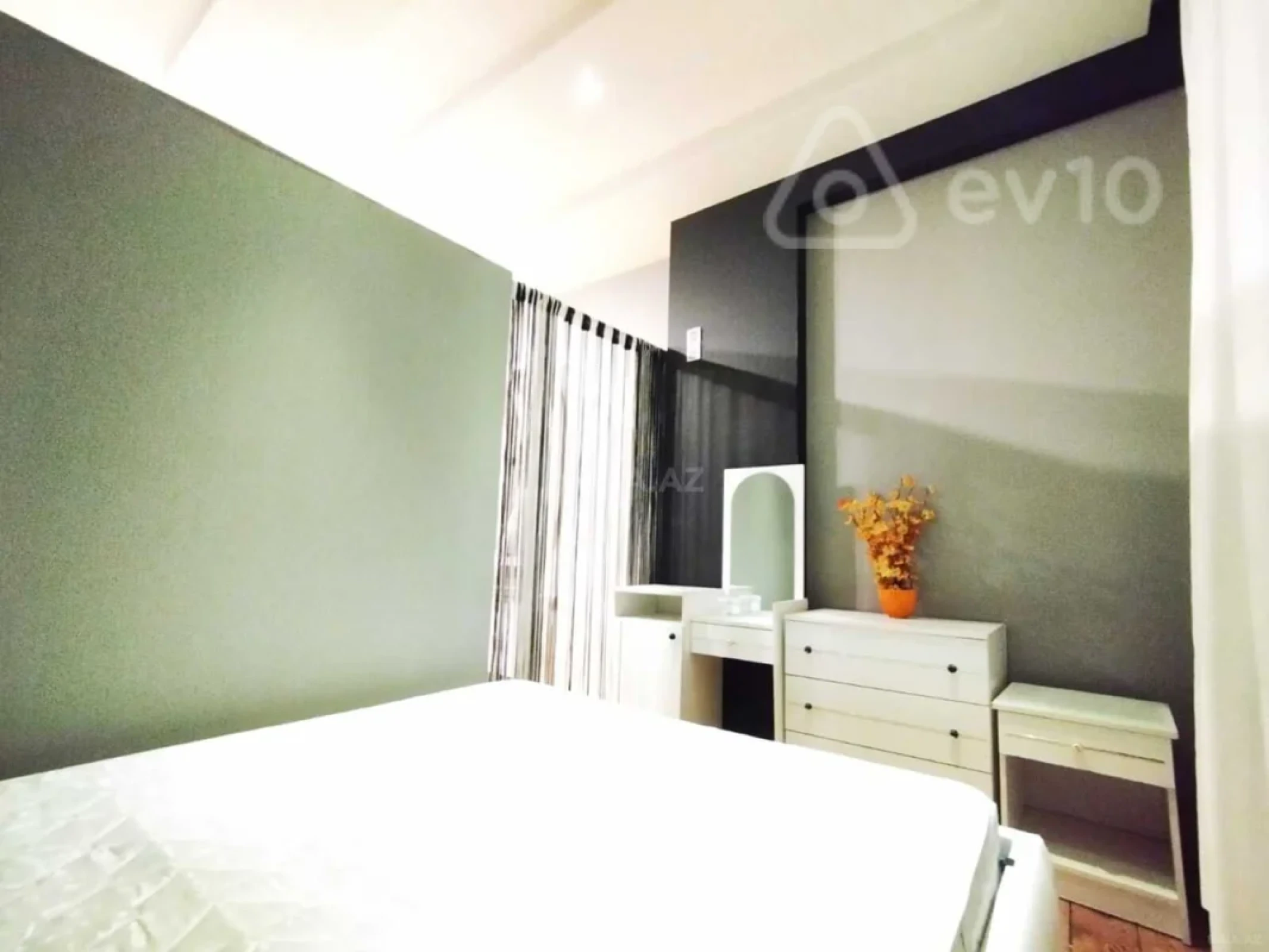 Kirayə verilir 2 otaqlı yeni tikili 60 m²