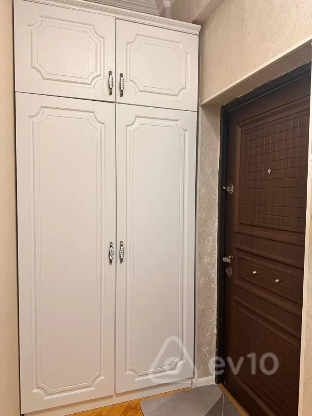 Satılır 2 otaqlı yeni tikili 78 m²