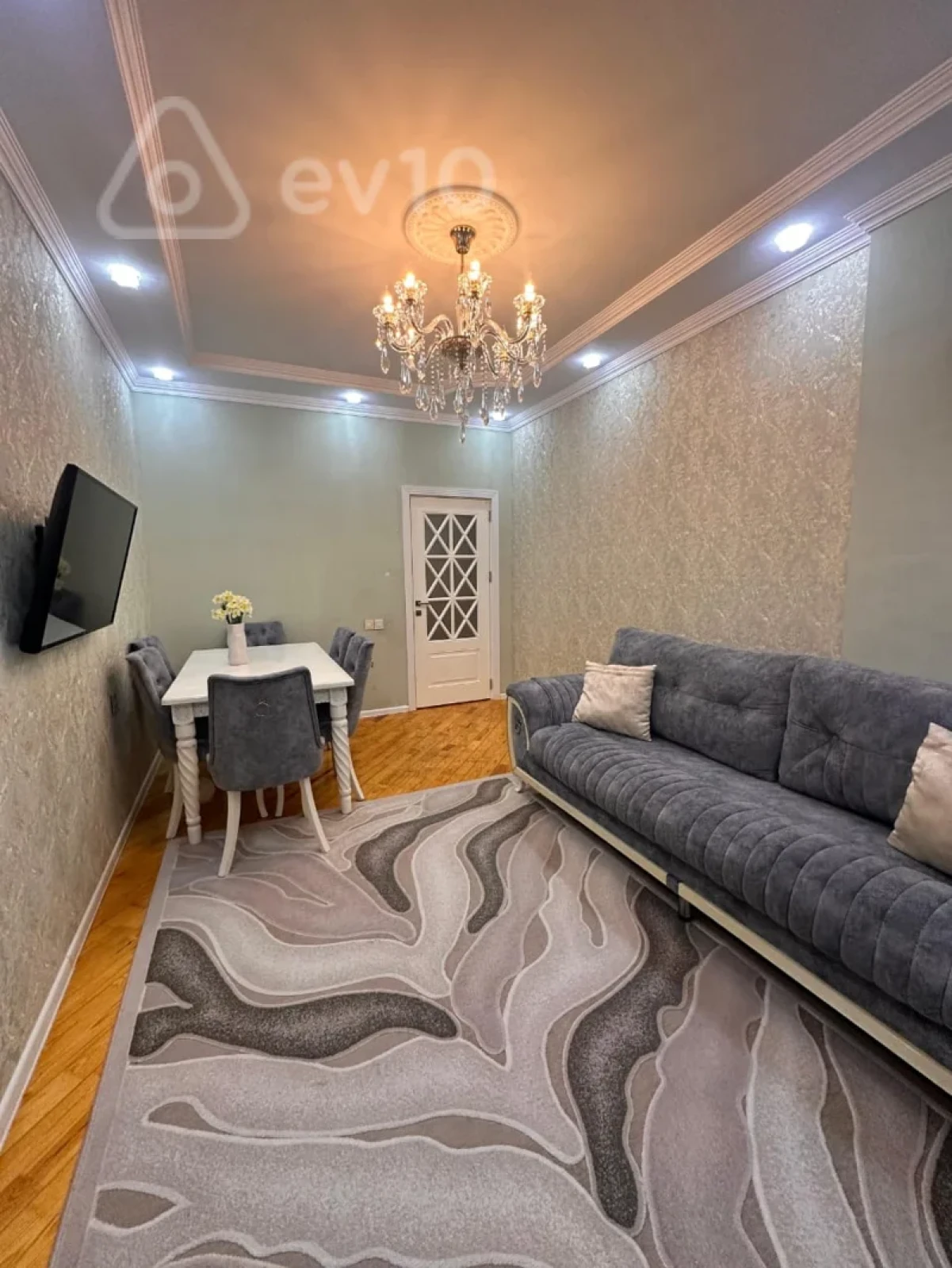 Satılır 2 otaqlı yeni tikili 78 m²