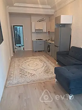 Kirayə verilir 2 otaqlı yeni tikili 60 m²