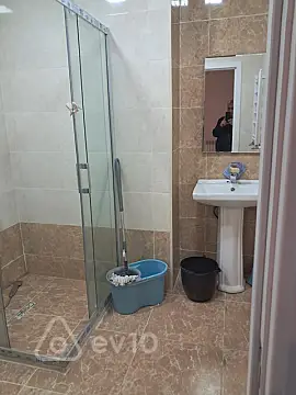 Kirayə verilir 2 otaqlı yeni tikili 60 m²