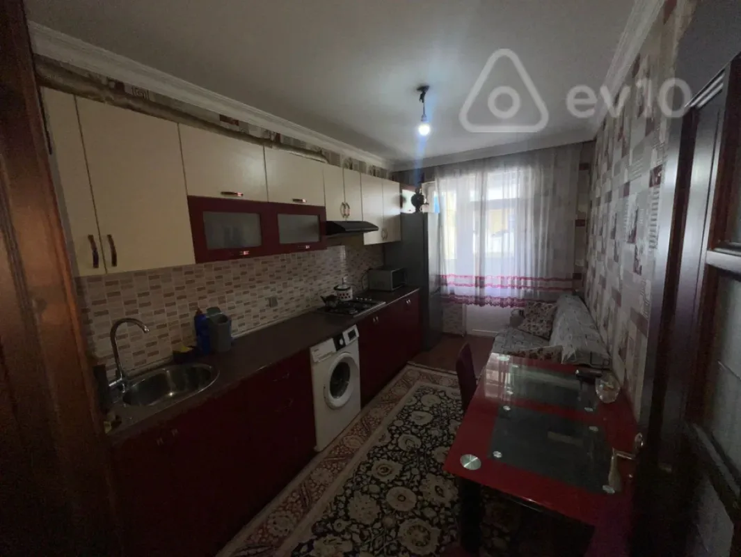 Satılır 2 otaqlı yeni tikili 75 m²