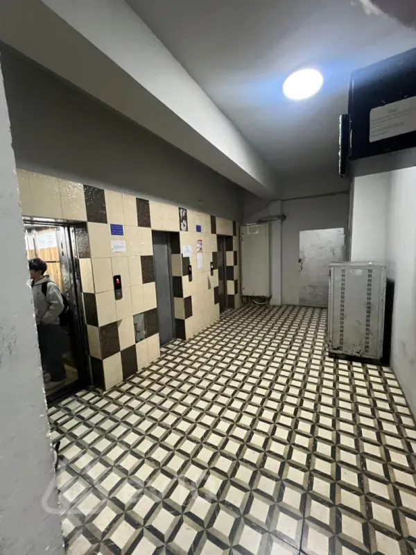 Satılır 2 otaqlı yeni tikili 75 m²