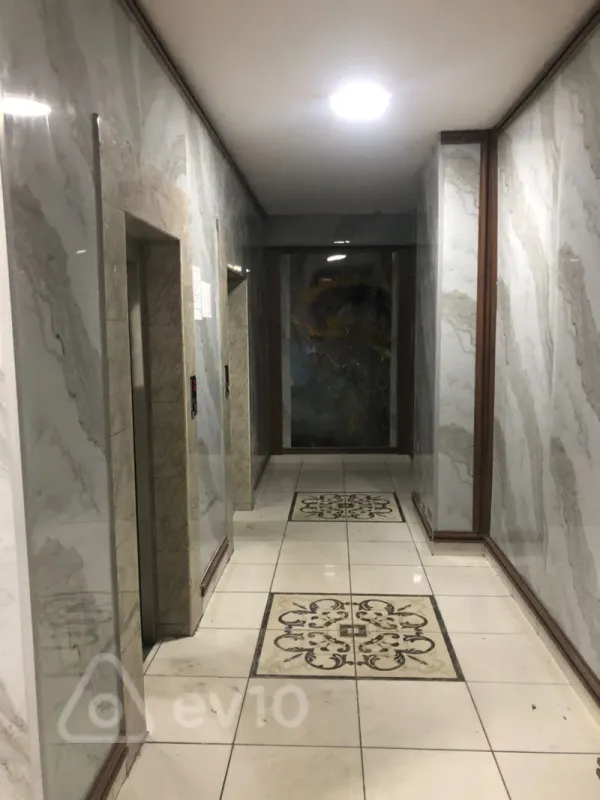 Satılır 3 otaqlı yeni tikili 125 m²