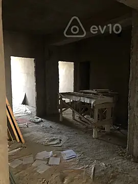 Satılır 3 otaqlı yeni tikili 125 m²