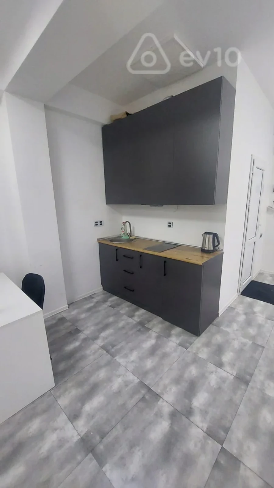 Kirayə verilir 1 otaqlı yeni tikili 37 m²