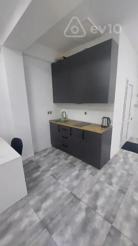 Kirayə verilir 1 otaqlı yeni tikili 37 m²