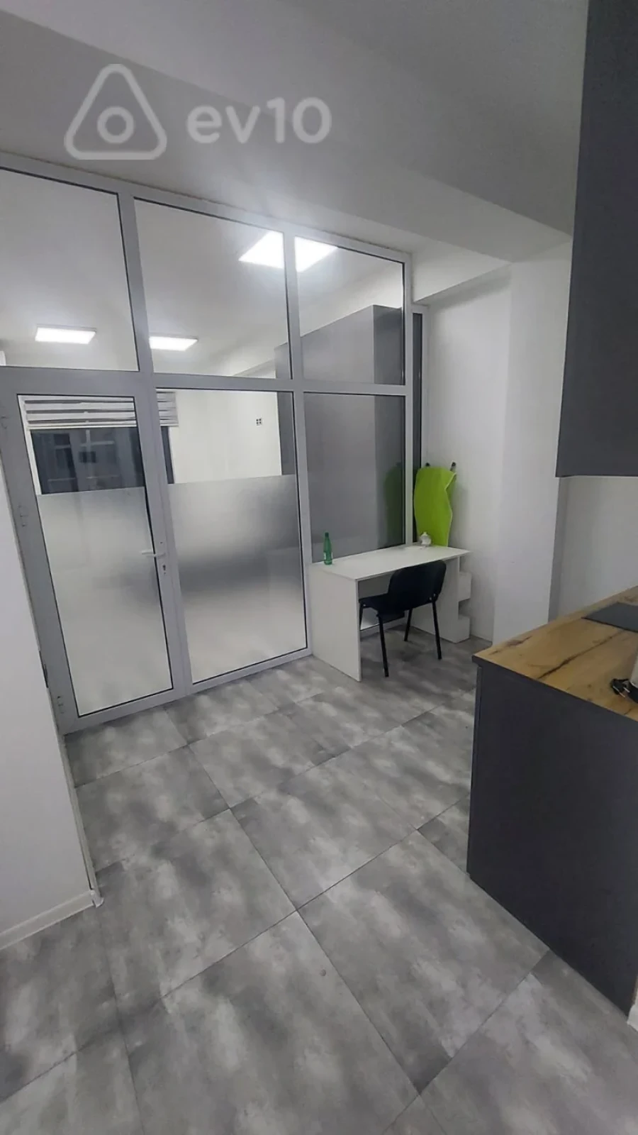 Kirayə verilir 1 otaqlı yeni tikili 37 m²