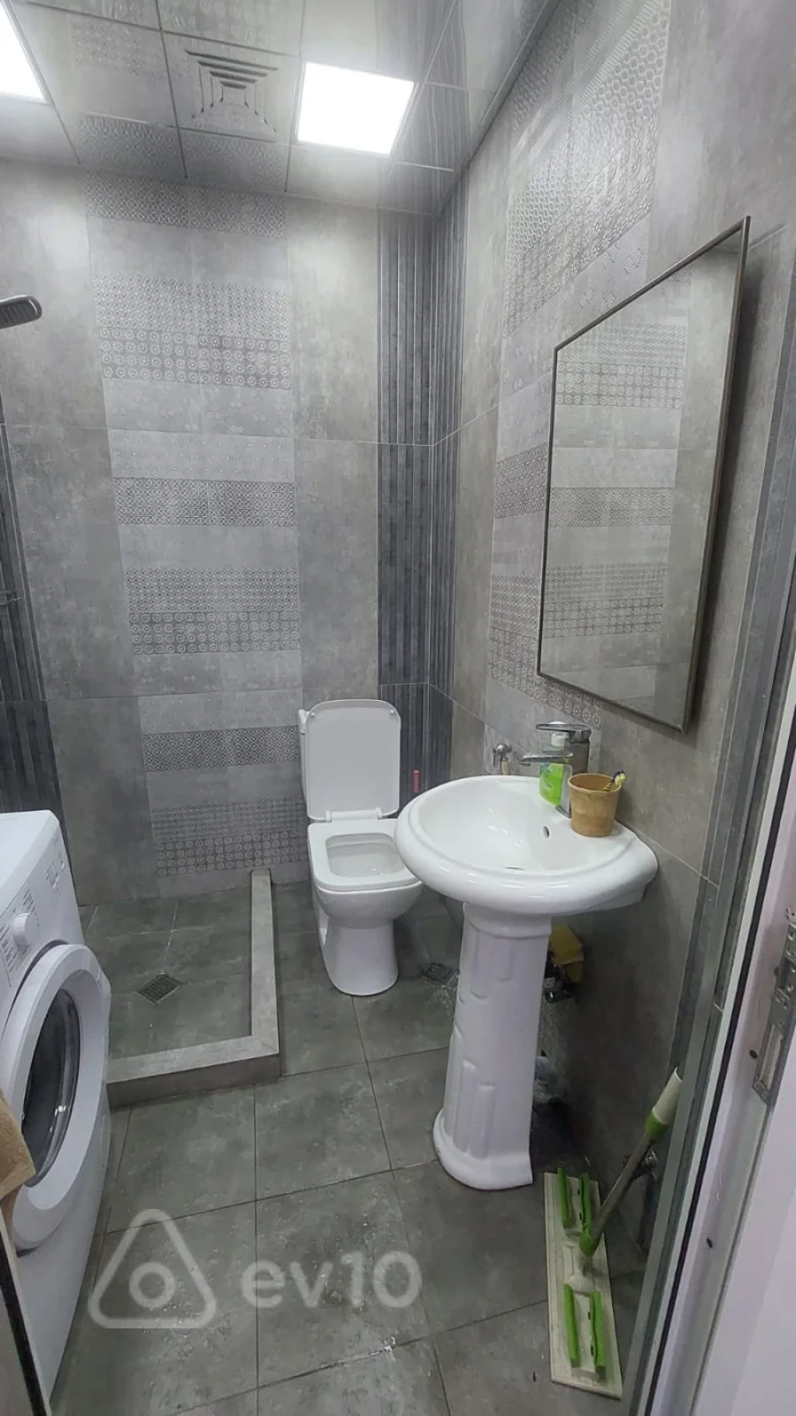 Kirayə verilir 1 otaqlı yeni tikili 37 m²
