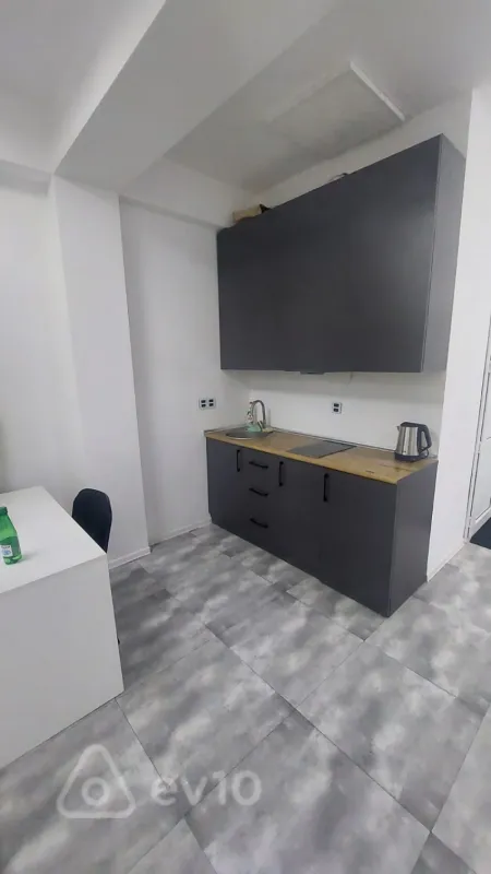 Kirayə verilir 1 otaqlı yeni tikili 37 m²