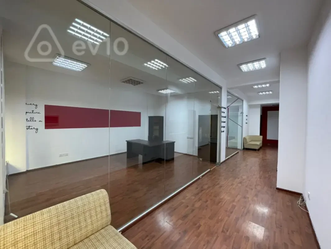 Satılır mənzil 150 m²
