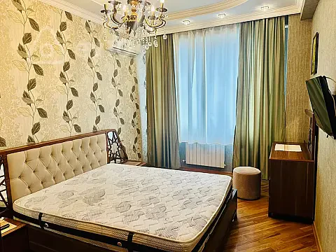 Kirayə verilir 3 otaqlı yeni tikili 110 m² — Bakı, Yasamal 3 otaq 110.00 m²