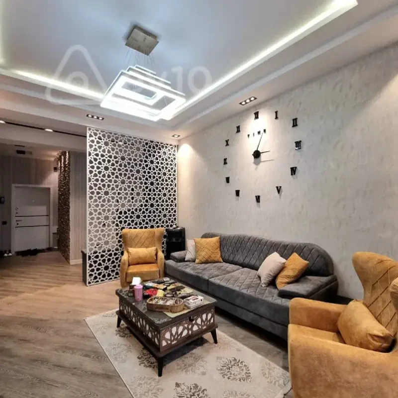 Kirayə verilir 3 otaqlı yeni tikili 90 m²