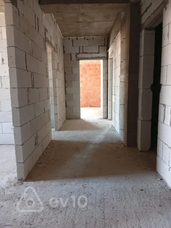Satılır 4 otaqlı yeni tikili 127 m²