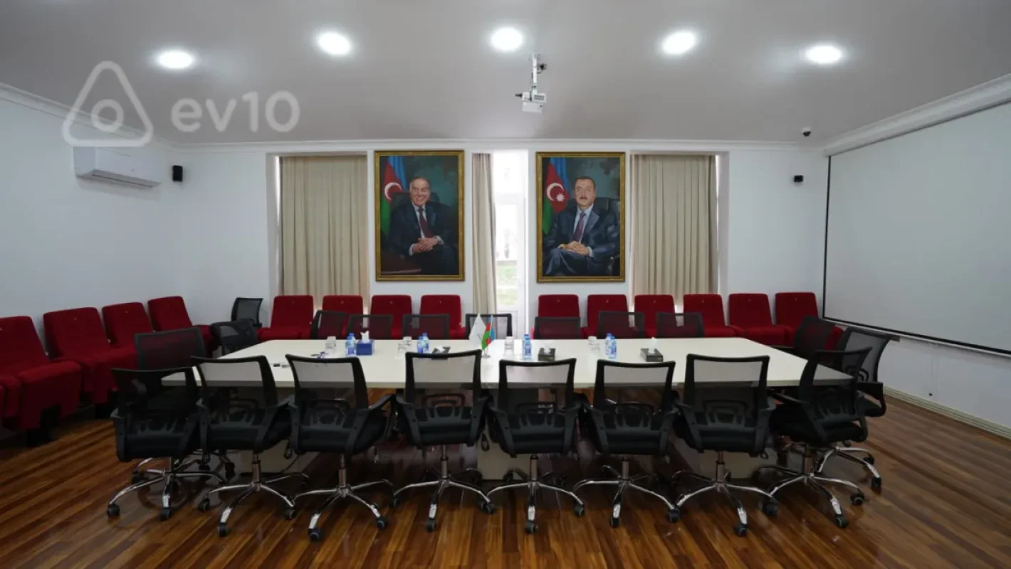 Kirayə verilir 11 otaqlı ofis 320 m²