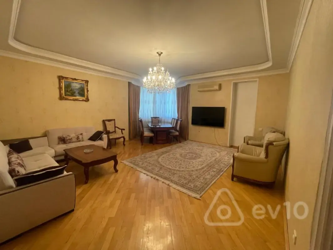 Satılır 3 otaqlı yeni tikili 127 m²