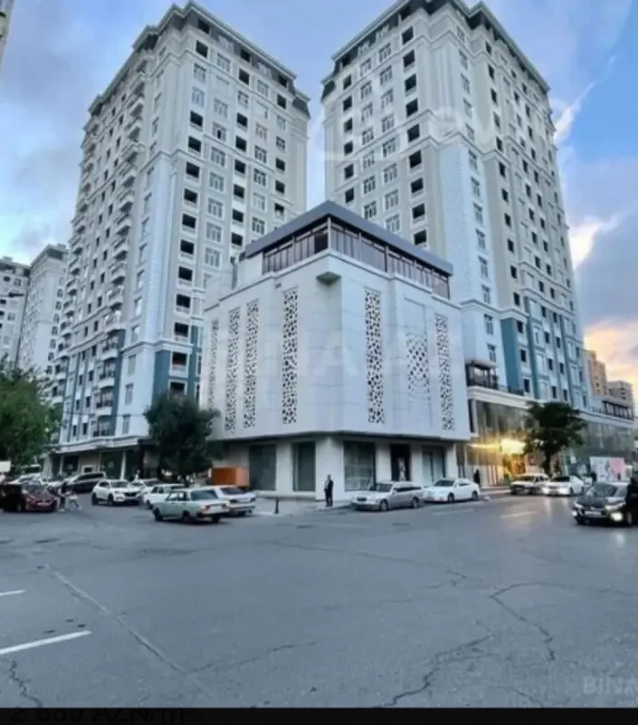 Satılır 5 otaqlı yeni tikili 272 m²