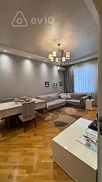 Satılır 3 otaqlı köhnə tikili 85 m² — Bakı, Binəqədi 3 otaq 85.00 m²