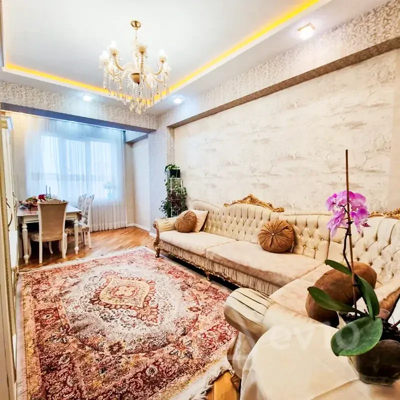 Satılır 2 otaqlı yeni tikili 70 m²