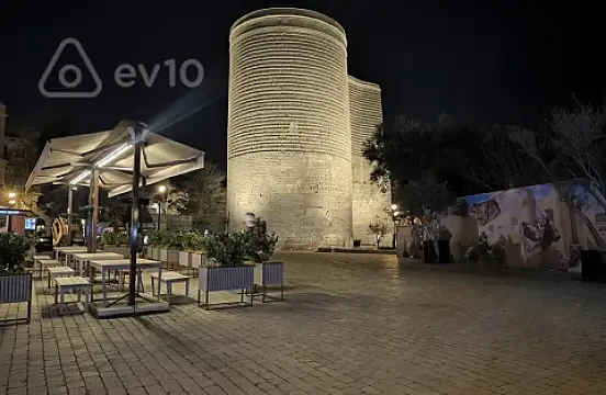 Kirayə verilir 1 otaqlı köhnə tikili 50 m² — Bakı, Səbail 1 otaq 50.00 m²