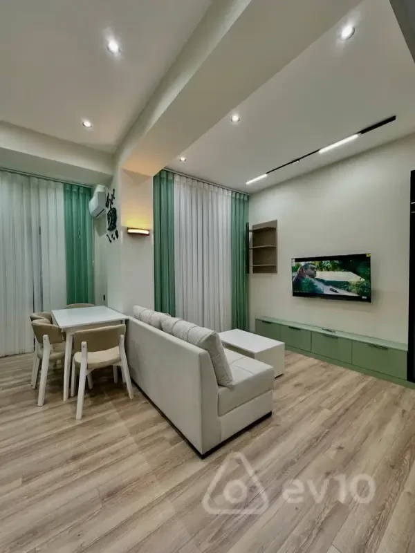 Satılır 3 otaqlı yeni tikili 86 m²