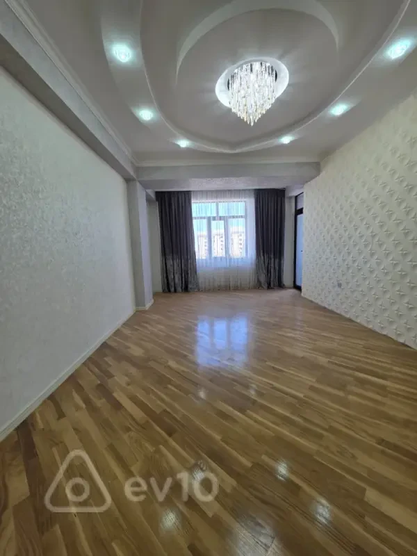 Satılır 2 otaqlı yeni tikili 105 m²