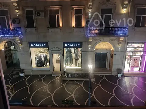 Kirayə verilir 2 otaqlı köhnə tikili 55 m² — Bakı, Səbail 2 otaq 55.00 m²