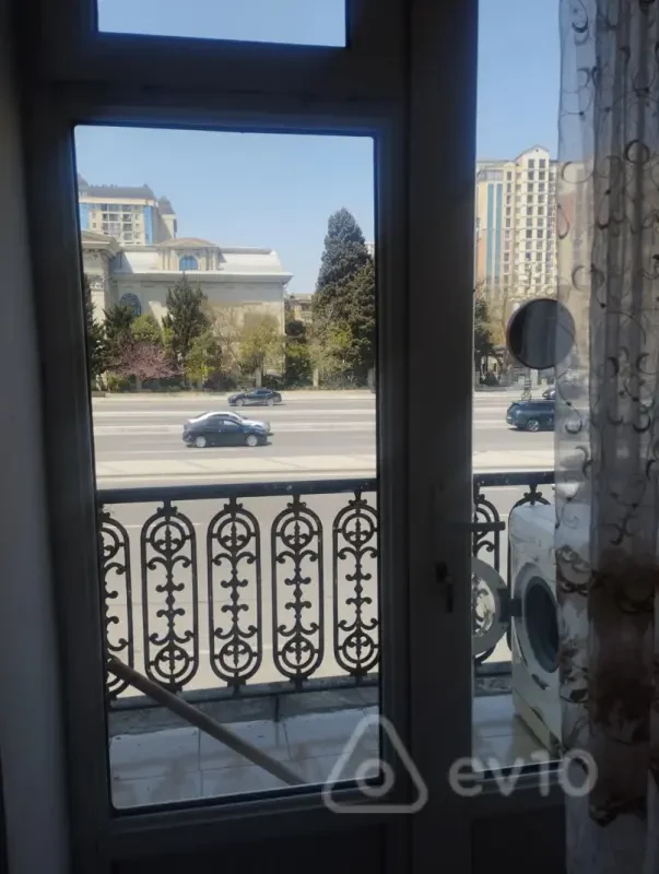Kirayə verilir 1 otaqlı köhnə tikili 45 m²