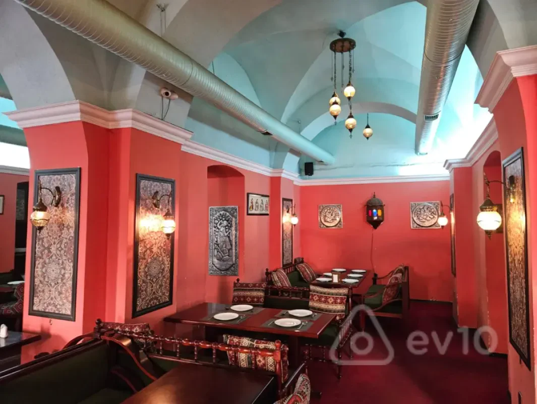 Kirayə verilir mənzil 185 m²