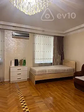 Kirayə verilir 2 otaqlı köhnə tikili 60 m² — Bakı, Nizami 2 otaq 60.00 m²