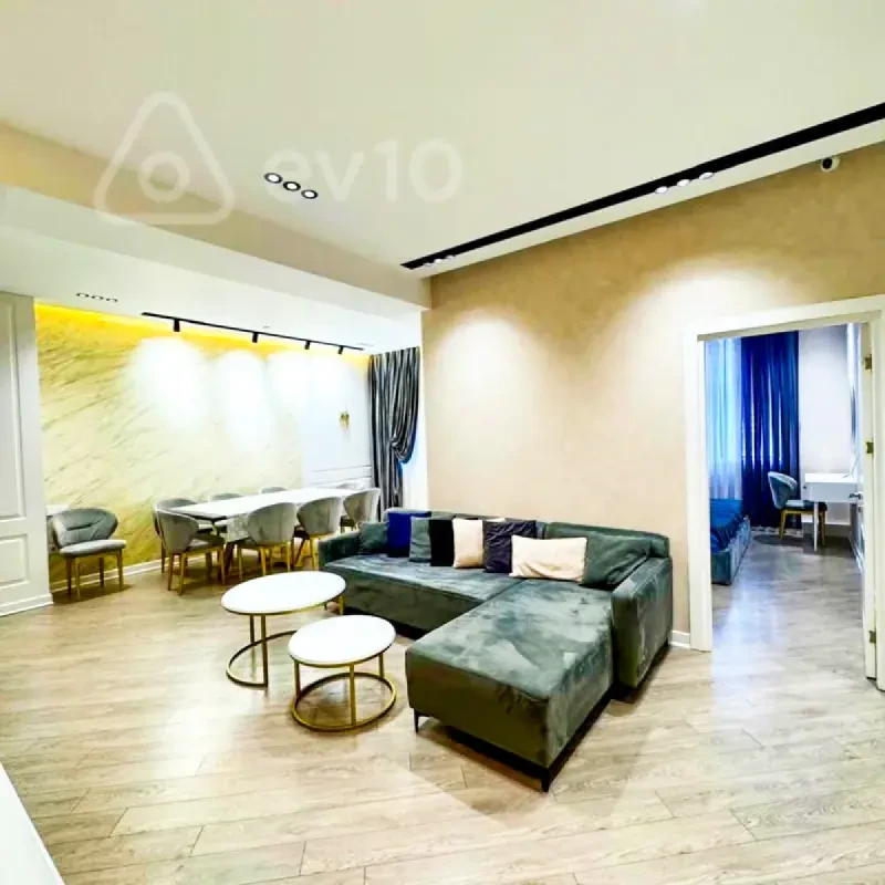 Satılır 4 otaqlı yeni tikili 111 m²
