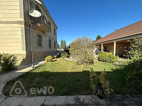 Kirayə verilir 8 otaqlı həyət evi 300 m² — Bakı, Abşeron 8 otaq 300.00 m²