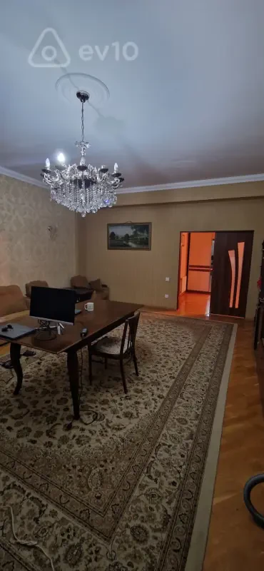 Kirayə verilir 3 otaqlı yeni tikili 127 m²