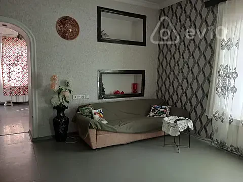 Kirayə verilir 3 otaqlı yeni tikili 100 m² — Gəncə 3 otaq 100.00 m²