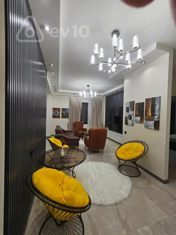 Kirayə verilir 3 otaqlı yeni tikili 100 m²